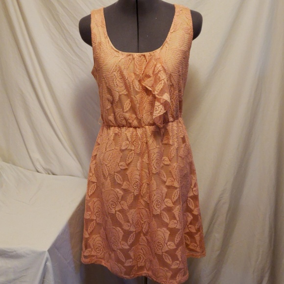 Lace floral dress - Picture 1 of 4